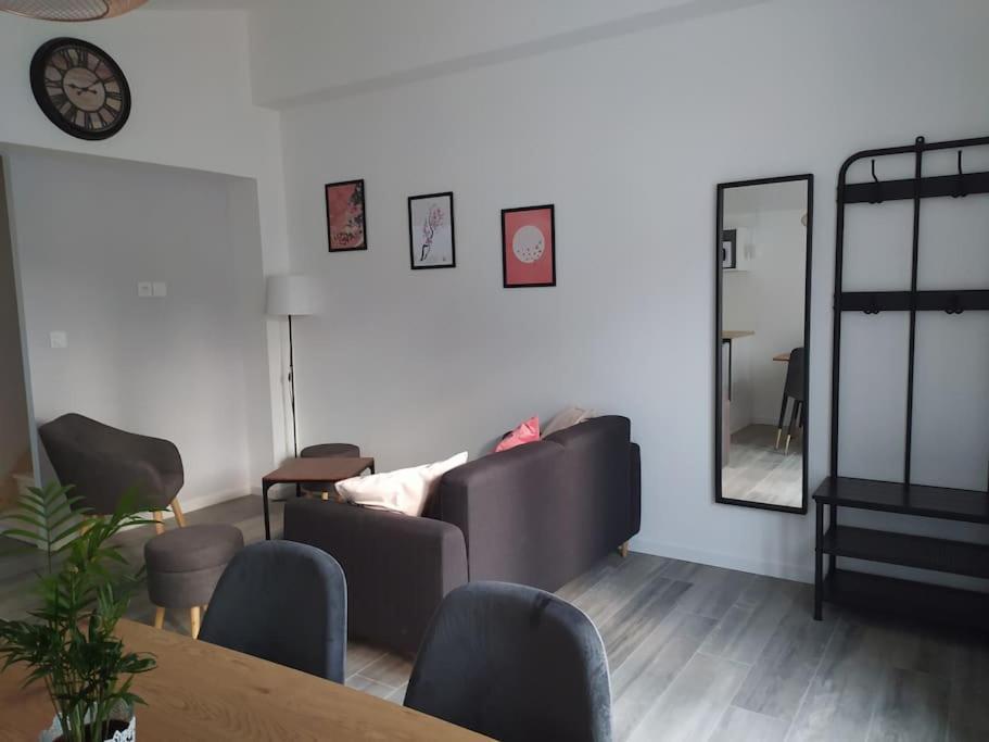 Apartamento Le Petit Pied A Terre Du Luberon Mérindol Exterior foto