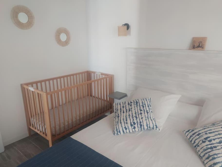 Apartamento Le Petit Pied A Terre Du Luberon Mérindol Exterior foto